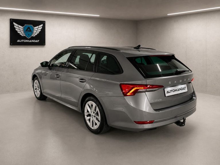 SKODA Octavia Combi 2.0 TSI Ambition DSG 4×4