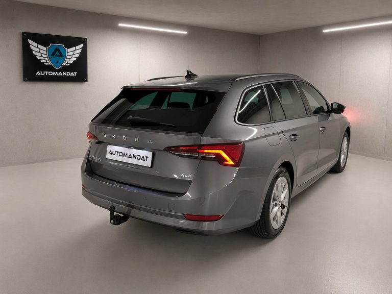 SKODA Octavia Combi 2.0 TSI Ambition DSG 4×4