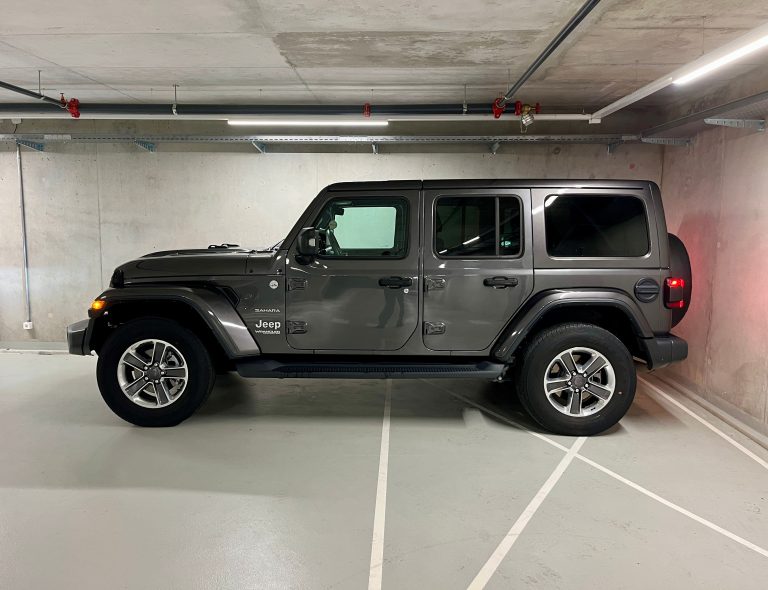 JEEP Wrangler 2.2MJ Unlimited Sahara Automatic