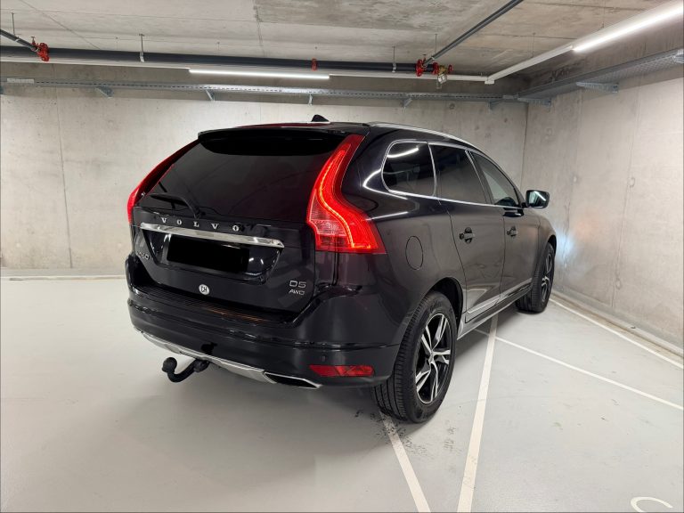 VOLVO XC60 D5 AWD Summum Geartronic