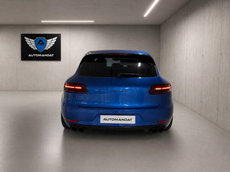 PORSCHE Macan GTS PDK