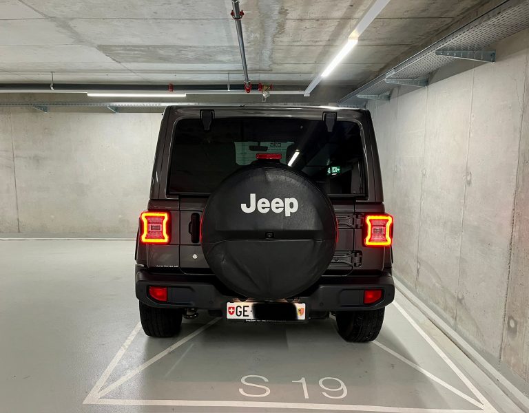 JEEP Wrangler 2.2MJ Unlimited Sahara Automatic