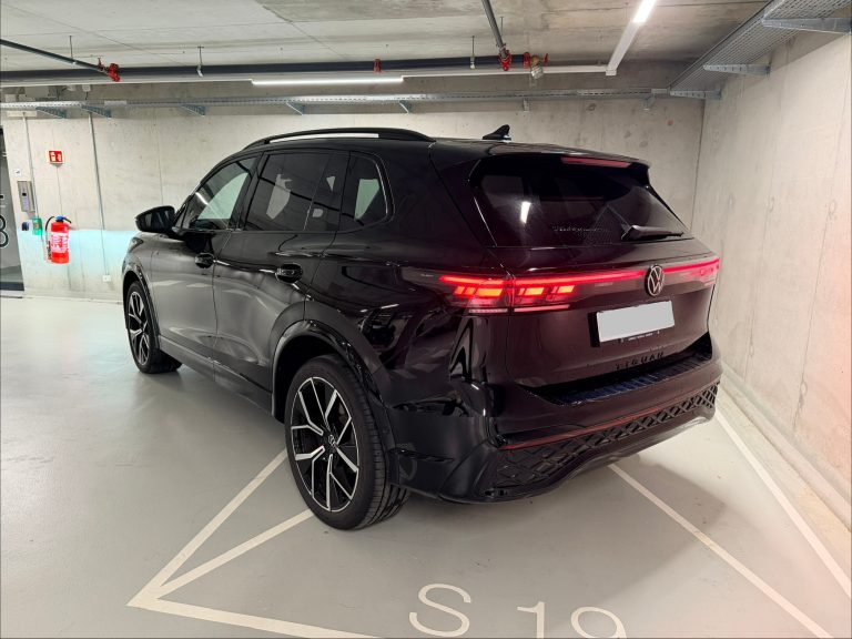 VW Tiguan 2.0 TSI DSG R-Line 4Motion