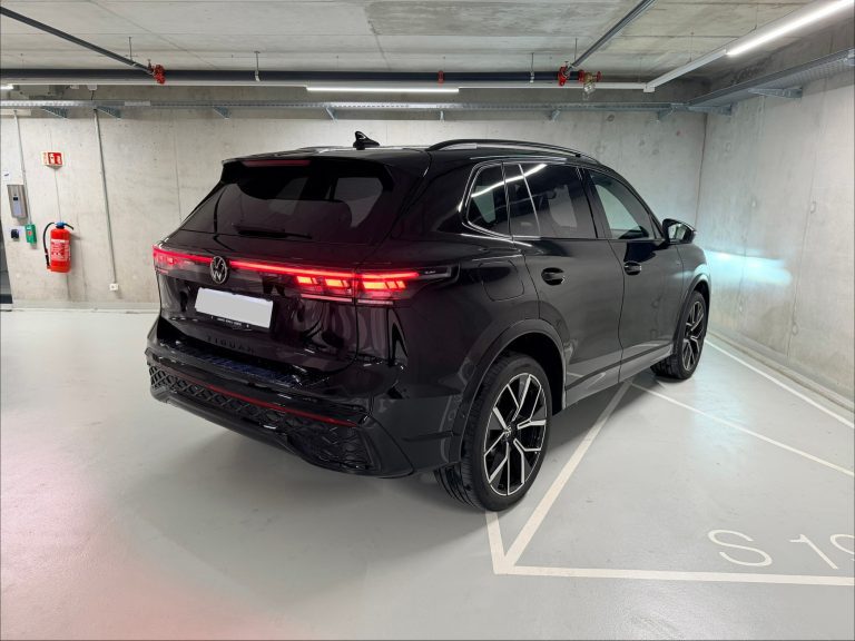 VW Tiguan 2.0 TSI DSG R-Line 4Motion