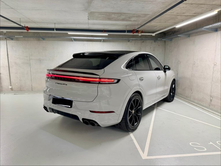 PORSCHE Cayenne Coupé GTS Tiptronic